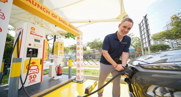 Shell’s first electric vehicle fast charger lands in Singapore